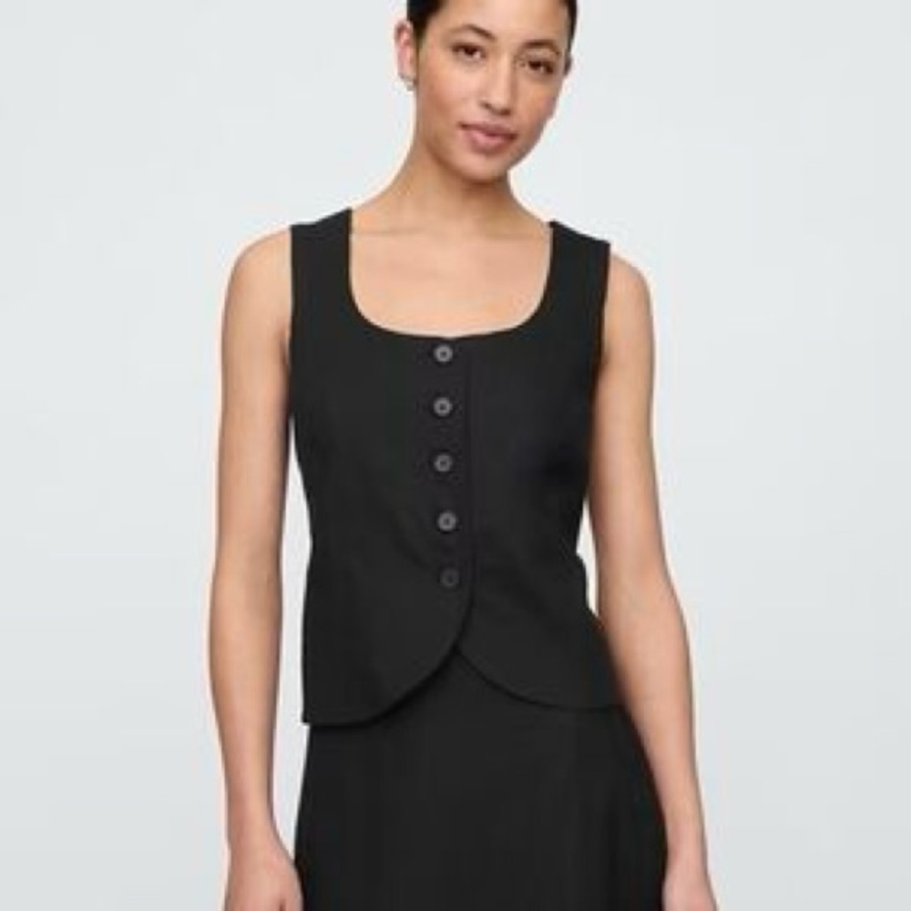 Gap Black Button-Front Vest Top
